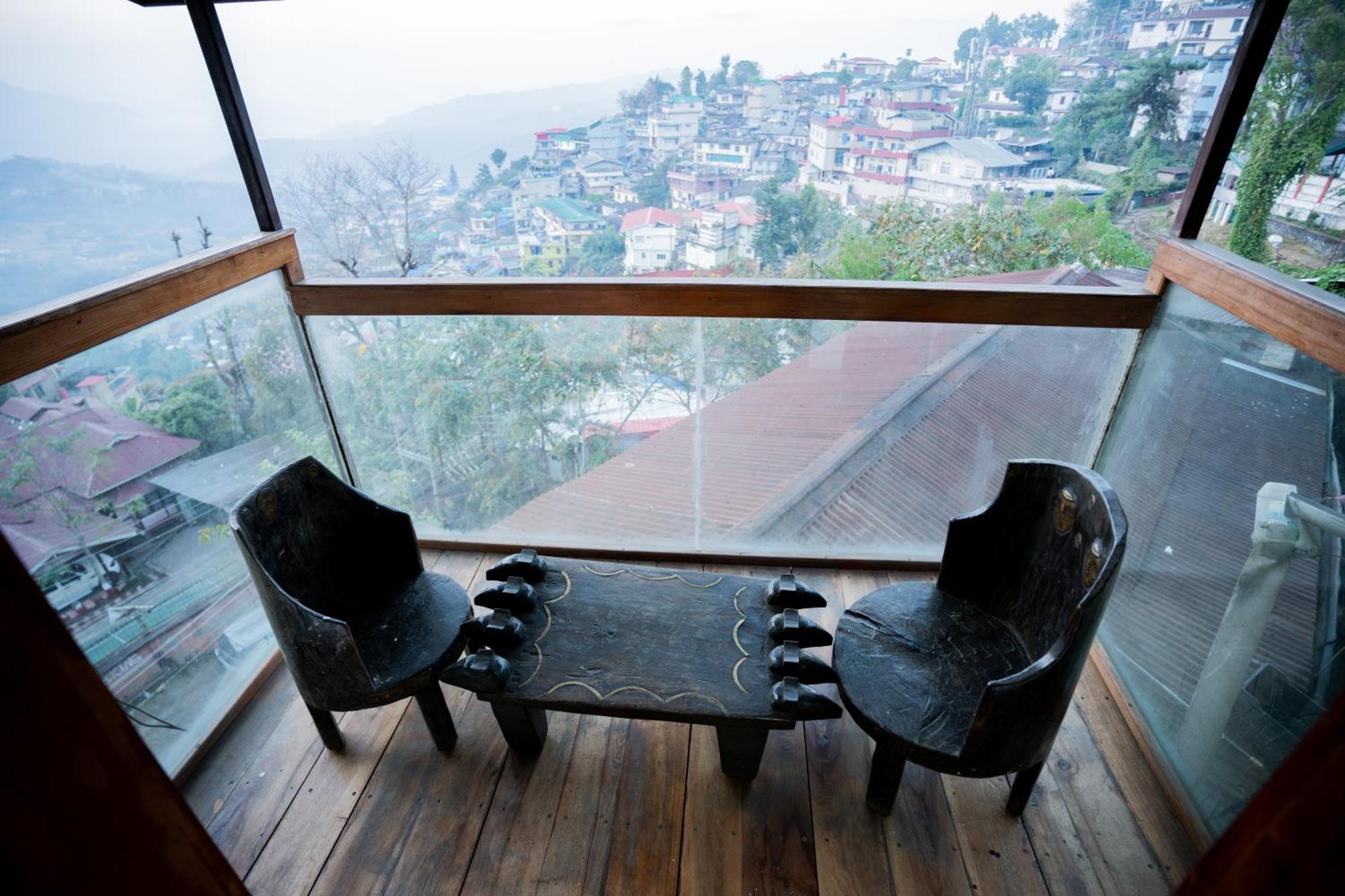 2K Hotel Kohima ภายนอก รูปภาพ
