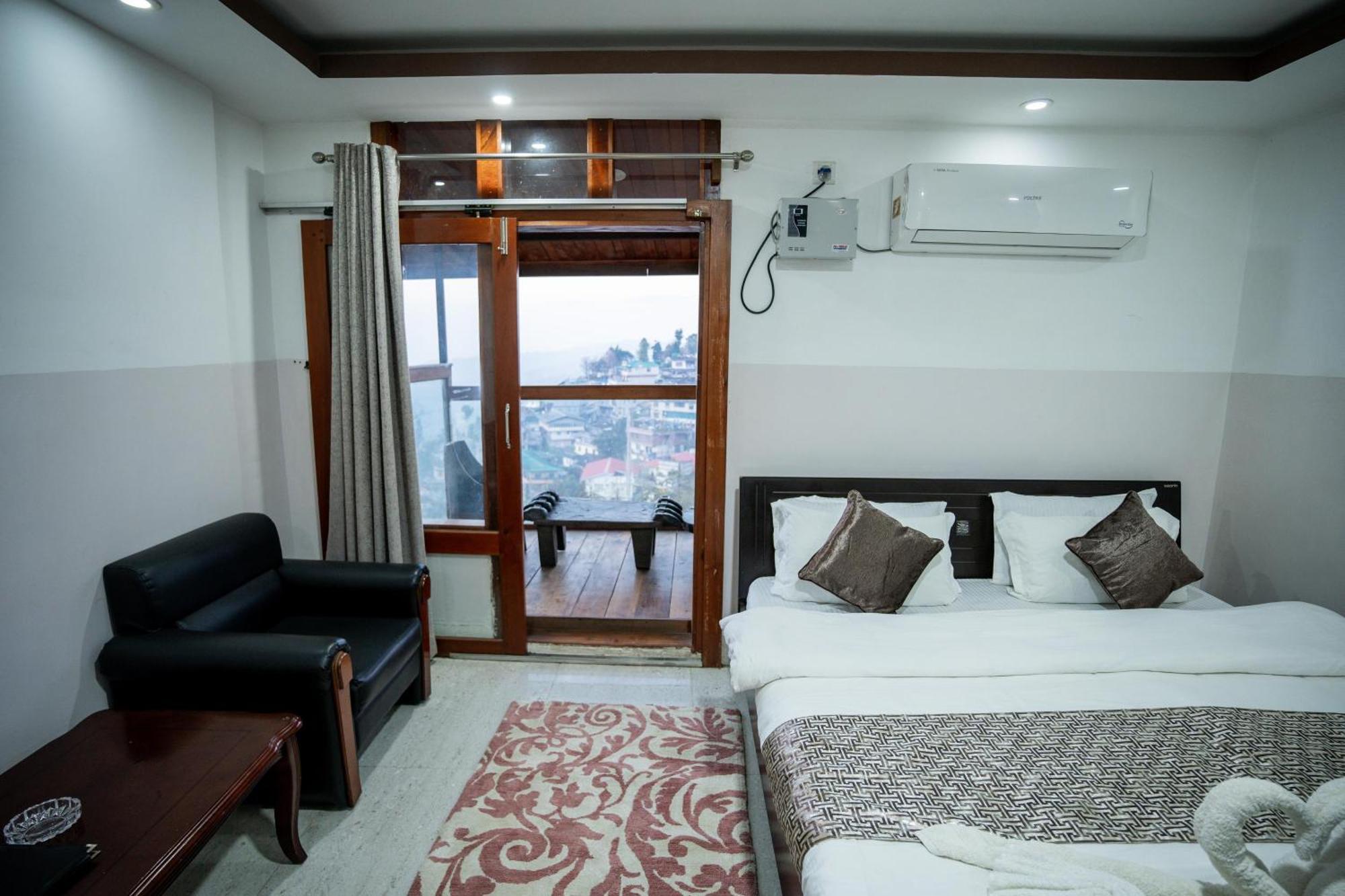 2K Hotel Kohima ภายนอก รูปภาพ